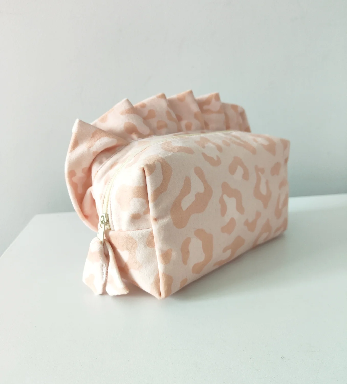 Kosmetyczka BLANKA Peach Leopard Print 