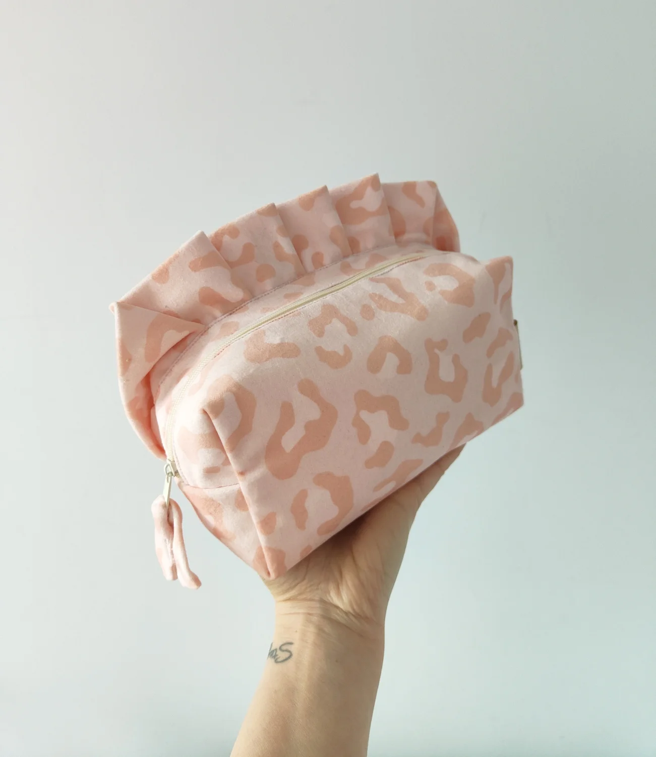 Kosmetyczka BLANKA Peach Leopard Print 