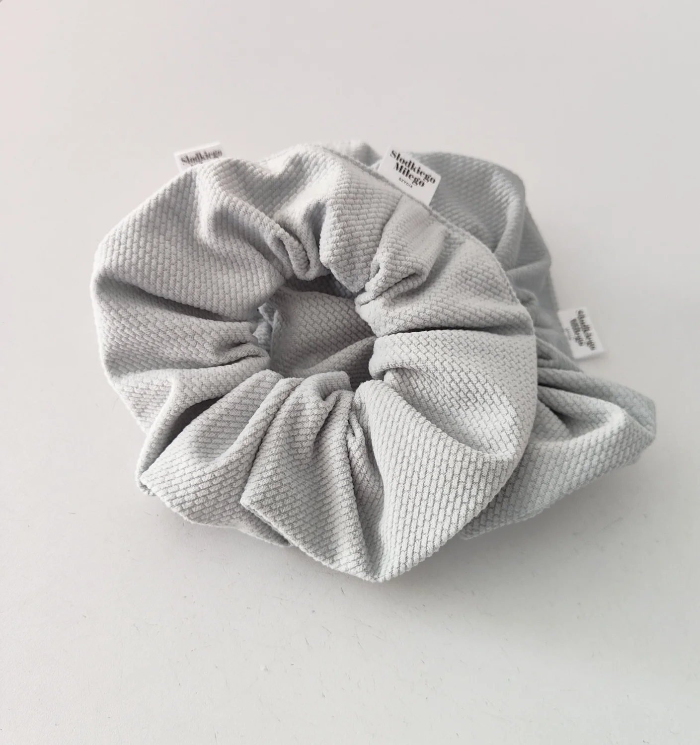 Scrunchie GREY 1szt - frotka do włosów velvet
