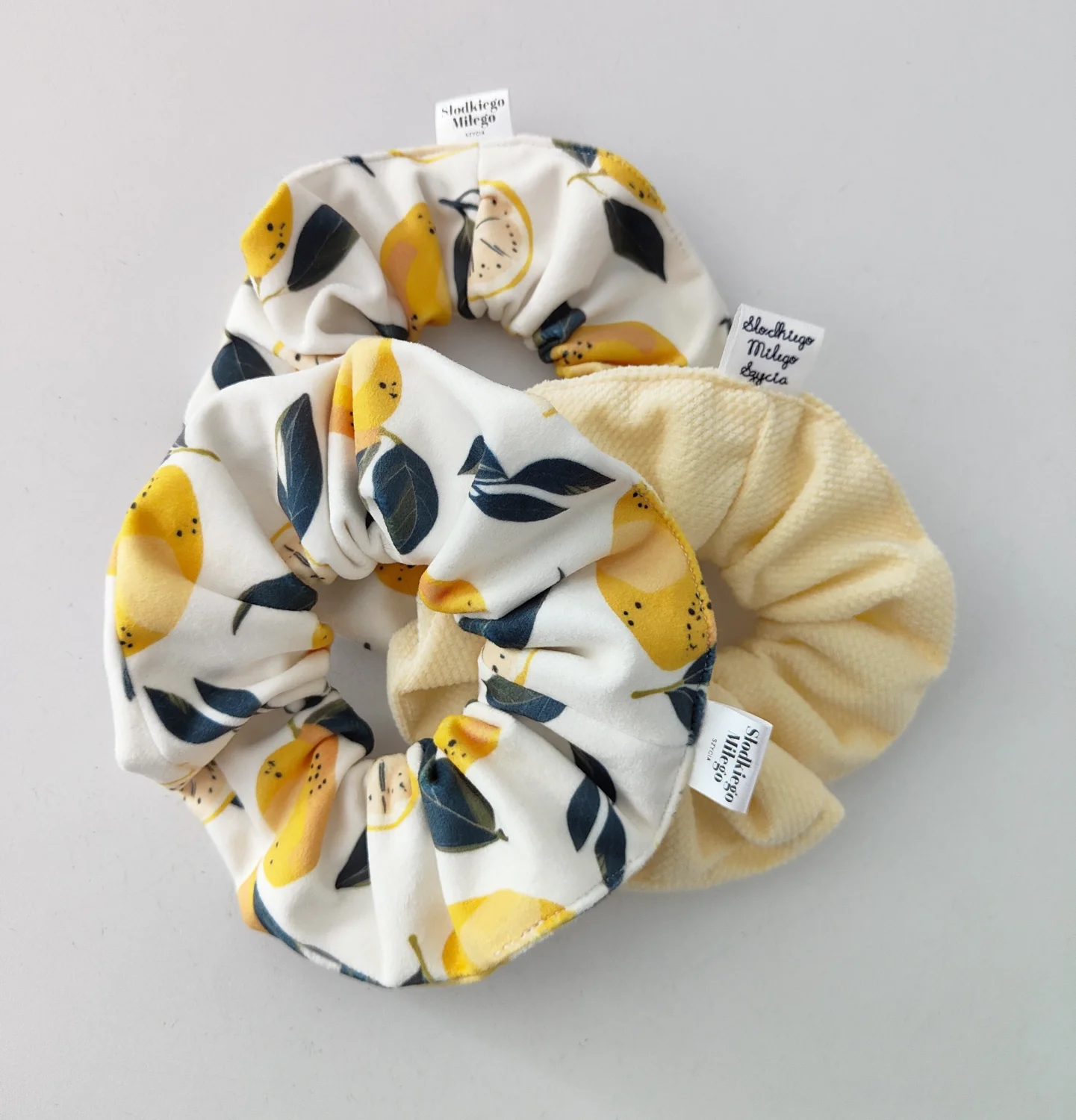 Scrunchie JUICY LEMONS/BANANA 3szt - frotka do włosów welur/velvet